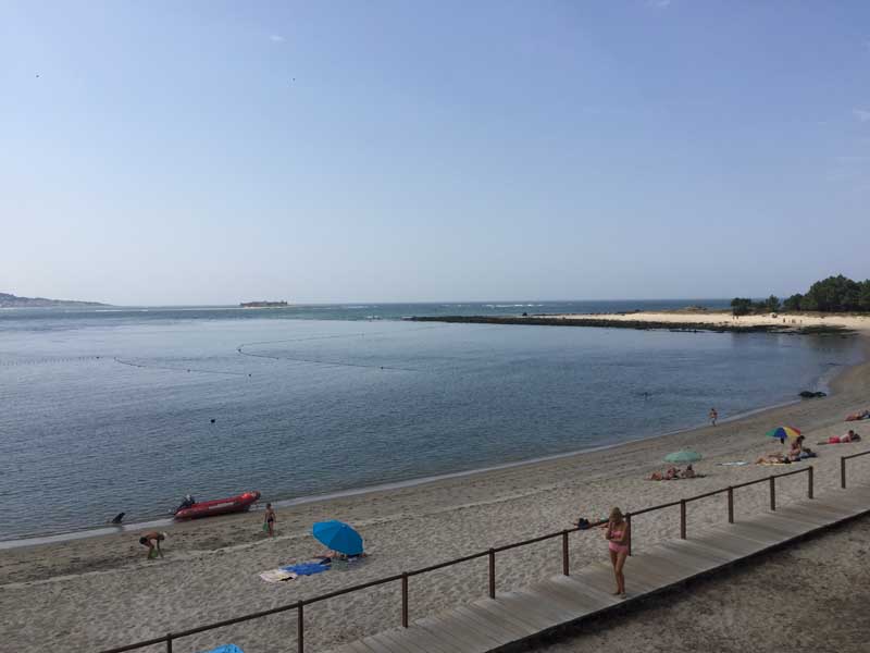 De manera general, las tareas desenvueltas en la oficina de información turística se basaron en la atención directa al visitante; proporcionando información turística, tanto sobre los recursos y eventos de interés de la localidad, como sobre los existentes en la comarca y localidades próximas.