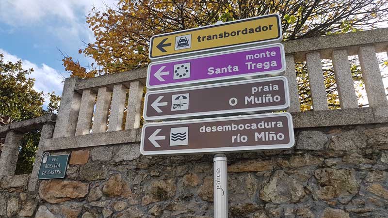 El Ayuntamiento de A Guarda viene de mejorar la señalización turística gracias a una subvención para actuaciones de mejora de las infraestructuras turísticas de Turismo de Galicia presentada a comienzos de este año.