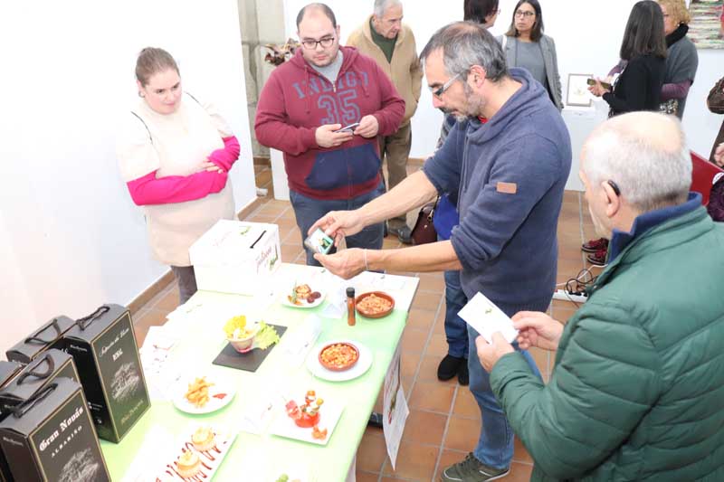La Ruta “Petiscos con Arte” tendrá lugar los dos fines de semana de la segunda quincena de noviembre, los días 16, 17, 23 y 24 en horario de mañana de 12:00h a 14:00h y de tarde de 19:00h a 21:30h.