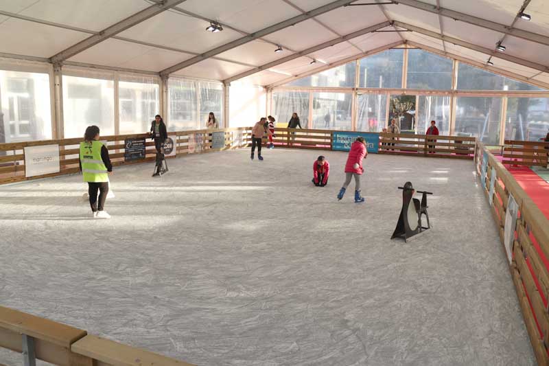 Las entradas cuestan 6€ de forma anticipada en los más de 50 establecimientos colaboradores de la villa y 7€ en la propia pista.