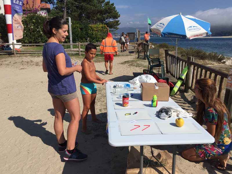 Durante el pasado fin de semana las playas guardesas de “Area Grande” y “O Muíño”, ambas con bandera azul, acogieron dos actividades medioambientales destinadas al fomento de buenas prácticas en las playas del municipio.