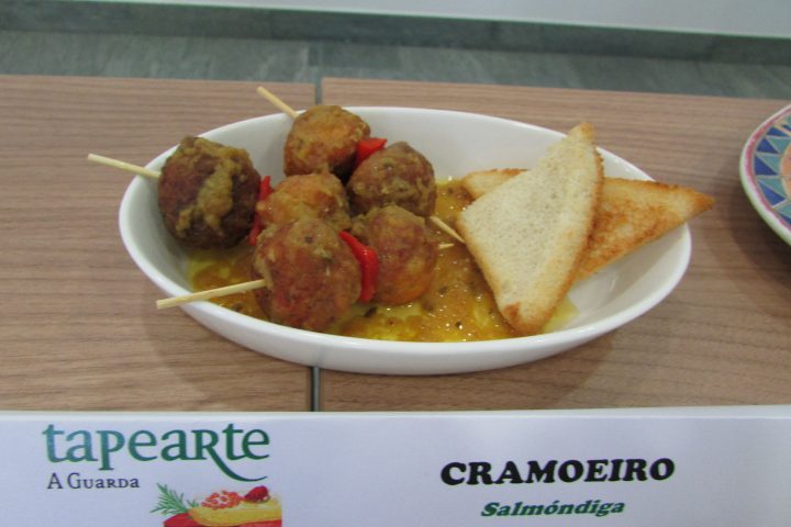 Cramoeiro. Salmóndigas. Albóndigas de salmón