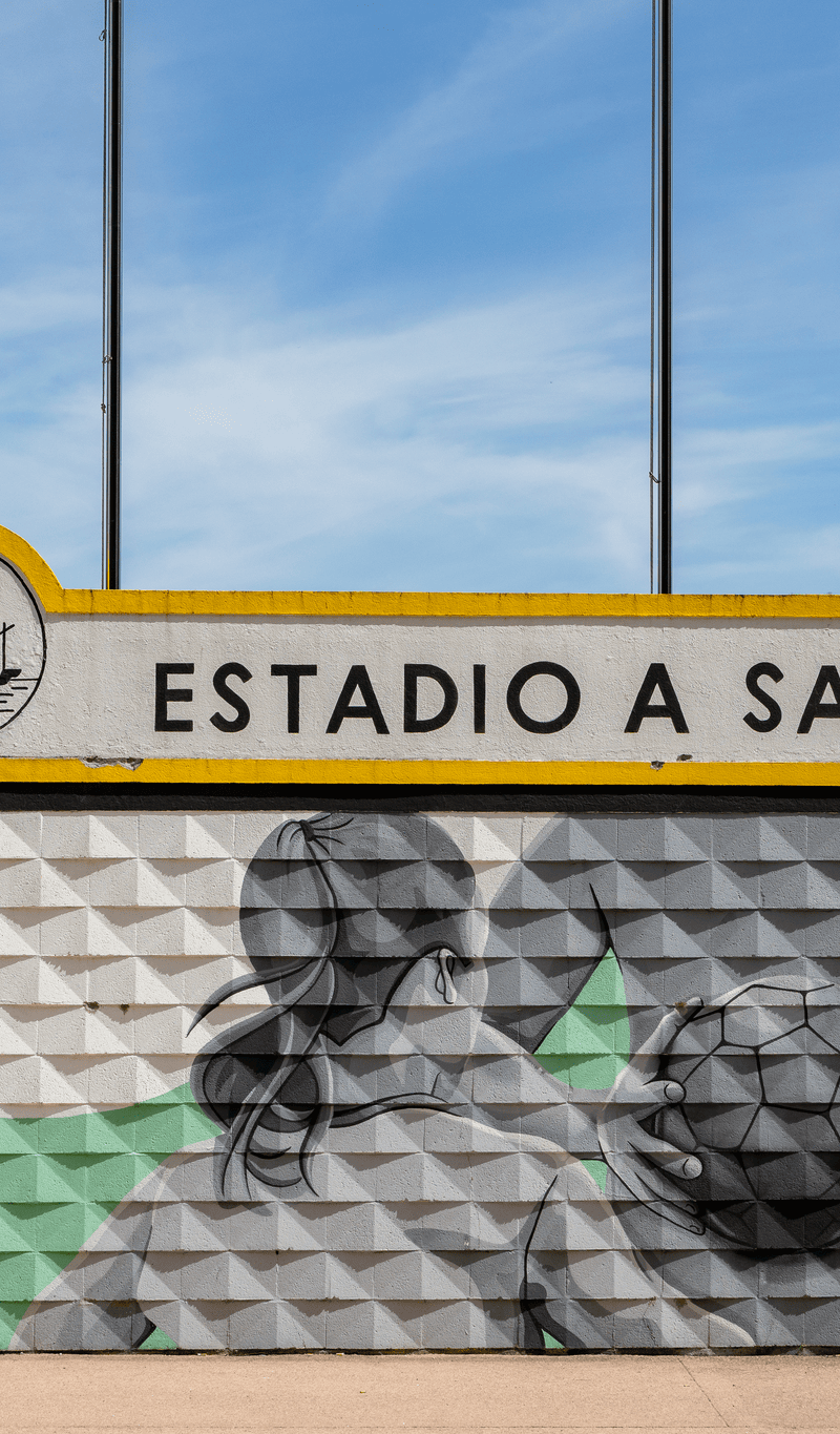 02 Grafiti Estadio Municipal 01