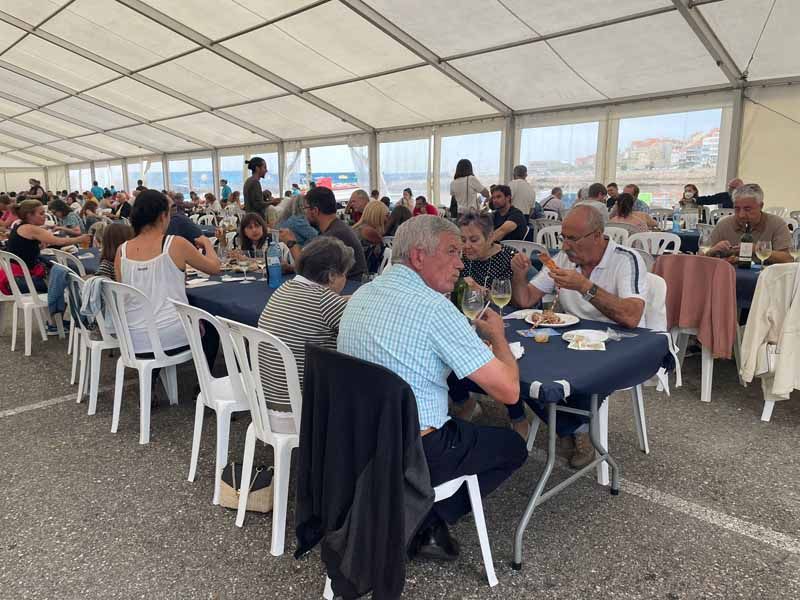 Langosta, blues y el ‘Piueiro’, ingredientes estrella de la XXX Festa da Langosta e da Cociña Mariñeira