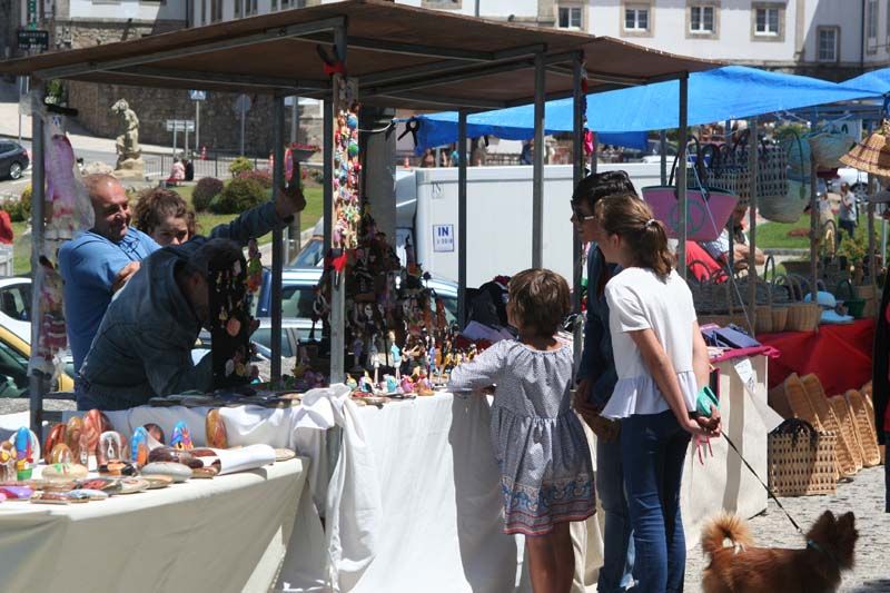 A Guarda invita a artesanos y asociaciones sin ánimo de lucro de la comarca a participar en un mercado