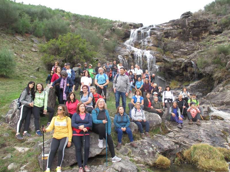 Las andainas organizadas por la Cámara Municipal de Caminha y el Ayuntamiento de A Guarda con objetivo de conocer el paisaxe y el patrimonio de la comunidad gallega y el país vecino terminaron en la jornada del pasado sábado día 17 de noviembre con la Ruta de los Molinos de O Folón y de O Picón.