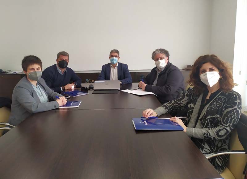 Los alcaldes y alcaldesas del Camino Portugués de la Costa demandan una solución al paso del estuario del Miño para el Xacobeo 22