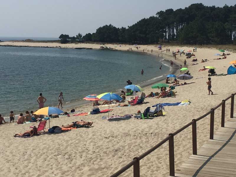 Las playas marítimas y fluviales del Ayuntamiento de A Guarda demuestran un estado de alta ocupación en lo que va del mes de agosto, elegidas por miles de bañistas que día a día visitan estos espacios naturales.