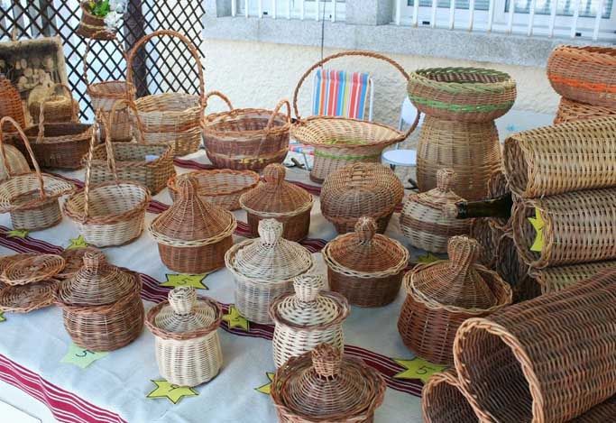 Abierto el plazo de inscripciones para la Feria de Artesanía de la «Festa da Langosta e da Cociña Mariñeira» en A Guarda