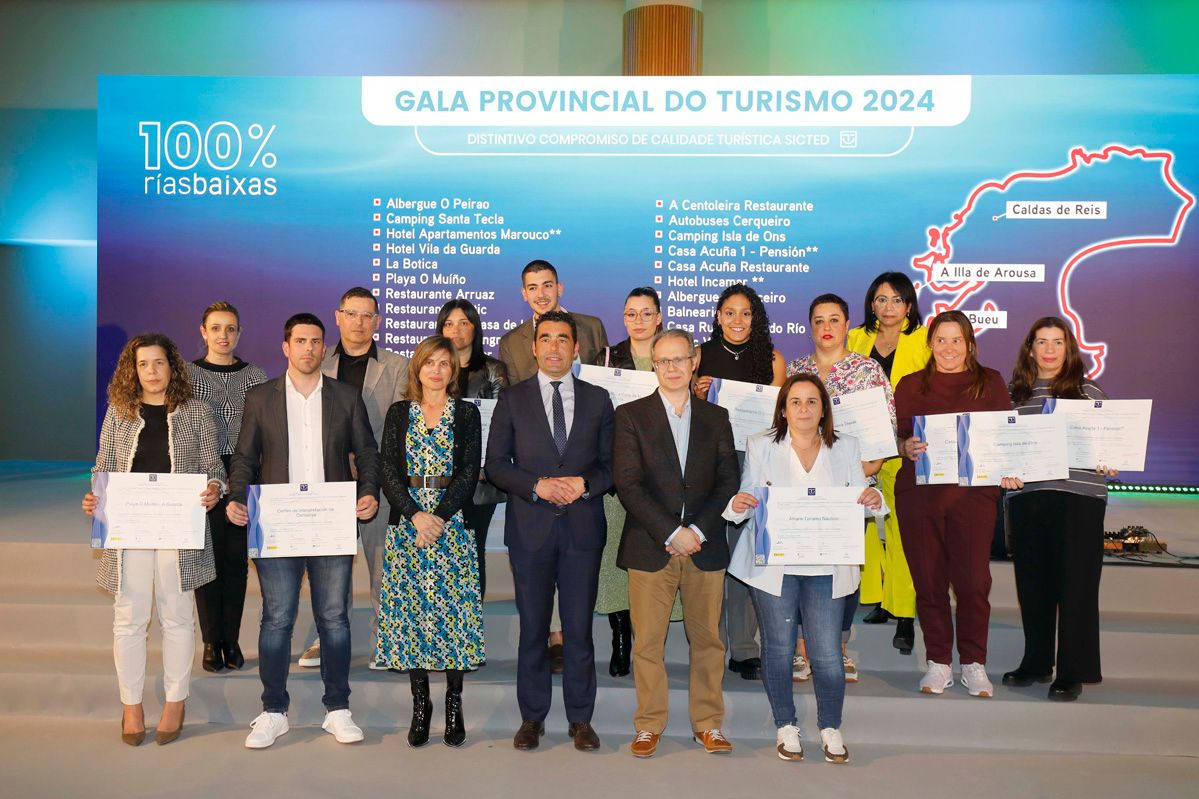 La Oficina de turismo, la playa de O Muíño junto con 10 establecimientos turísticos del Ayuntamiento de A Guarda renovan el compromiso con la calidad turística SICTED