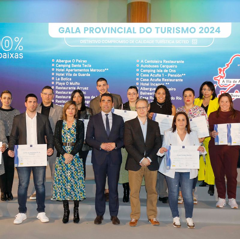 La Oficina de turismo, la playa de O Muíño junto con 10 establecimientos turísticos del Ayuntamiento de A Guarda renovan el compromiso con la calidad turística SICTED